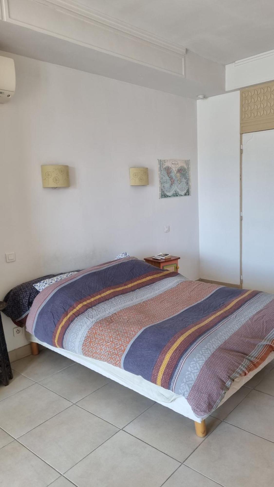 Grand T2 Surplombant Le Vieux Port Marseille Apartment Exterior photo